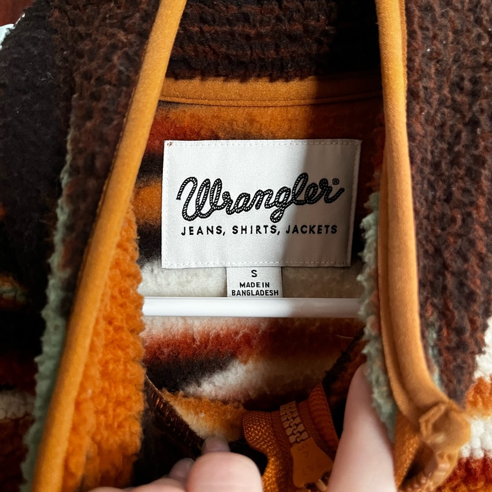 Wrangler Brown and Orange Fleece Pullover - Picture 2 of 3